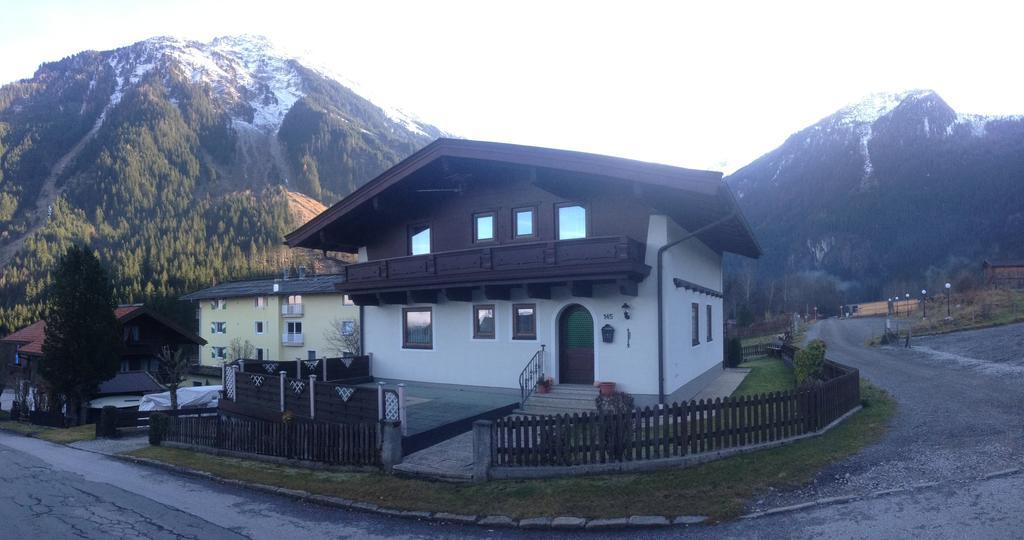 Landhaus Vier Jahreszeiten Krimml Værelse billede